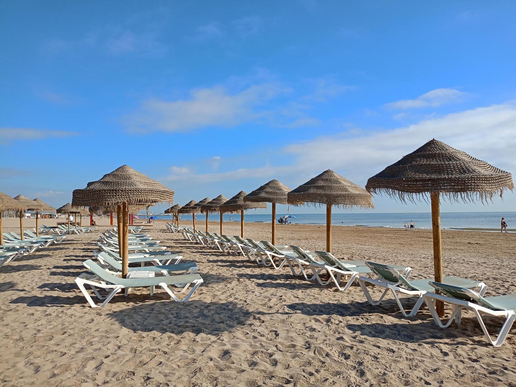 Apartamento Dos Habitaciones Primera Linea De Playa Valencia Exterior foto